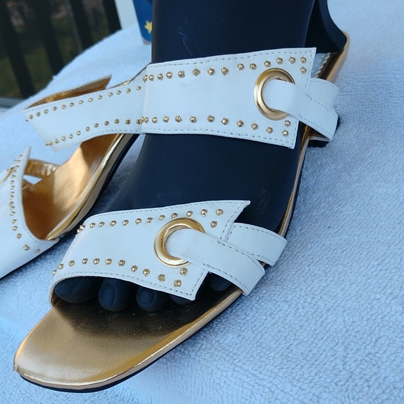 🎈SALE PRICE $10🎈 Amanda "JACK POTS" Women White Sandals Size 7M - Picture 5 of 7